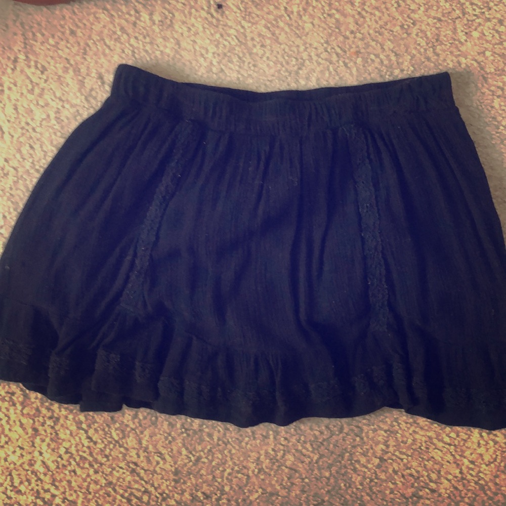 black skirt